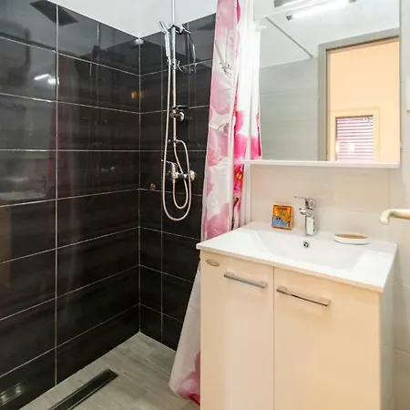 Vigo Studio Apartman Komiža