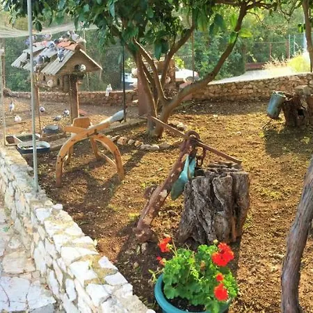 Vigo Studio Apartman Komiža